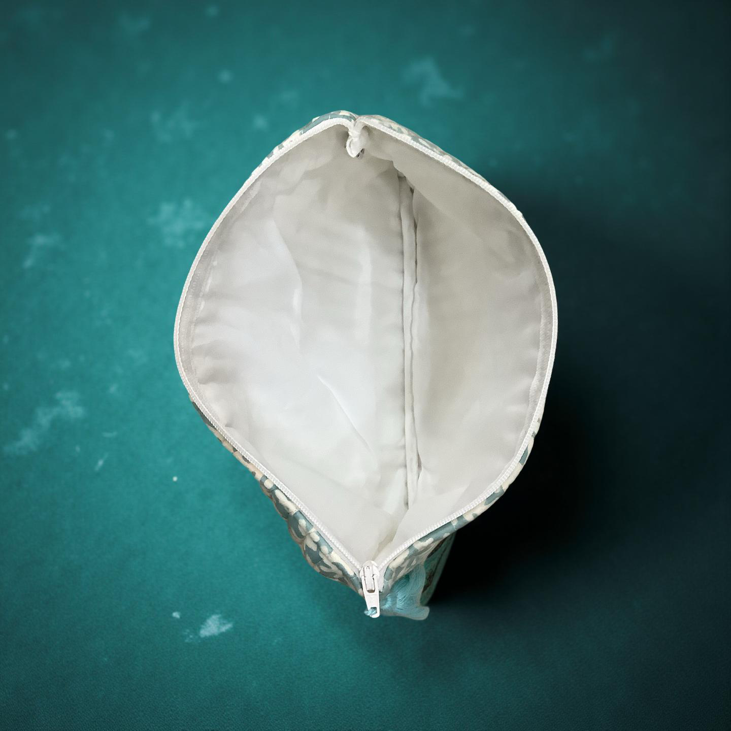 Spiral green three piece pouch set