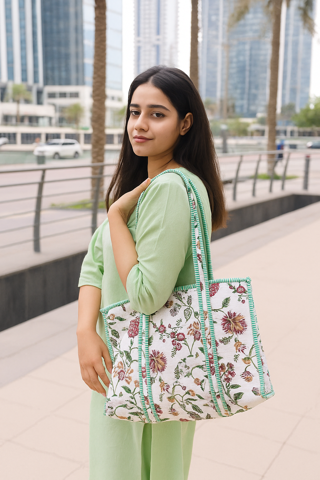Red & white Floral quilted Travel / Beach / shopping  Tote Bag