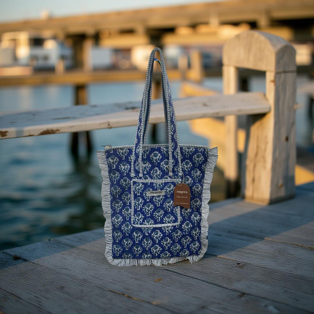 Frill shoulder tote bag with zip.